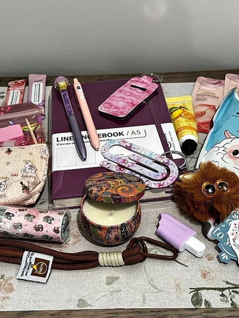 Aesthetic Lifestyle Stationary & Self-Care Cozy Gift Set